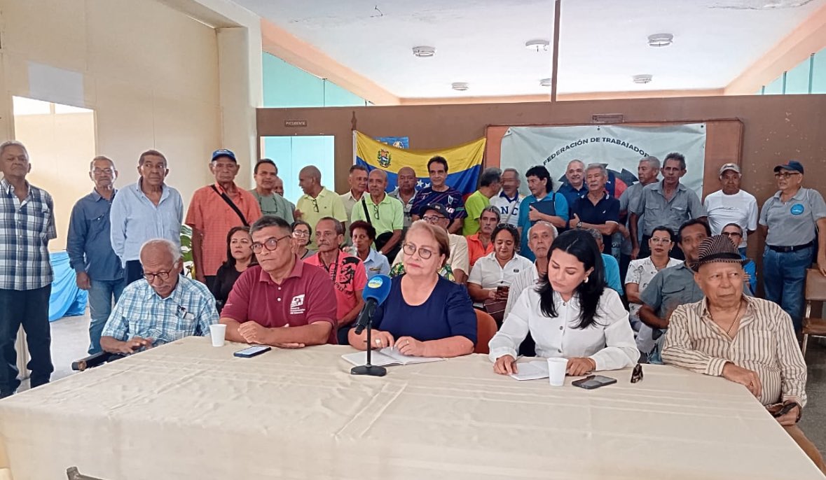 La Seccional Aragua de <a href="/CentralASI/">Central ASI Vzla</a> convoca a la marcha del 1• de mayo en unidad de acción. Reclamamos un Salario Suficiente para cubrir la cesta alimentaria y la recuperación progresiva del salario y sus incidencias. Pedimos un Bono de transporte. #JusticiaSalarial