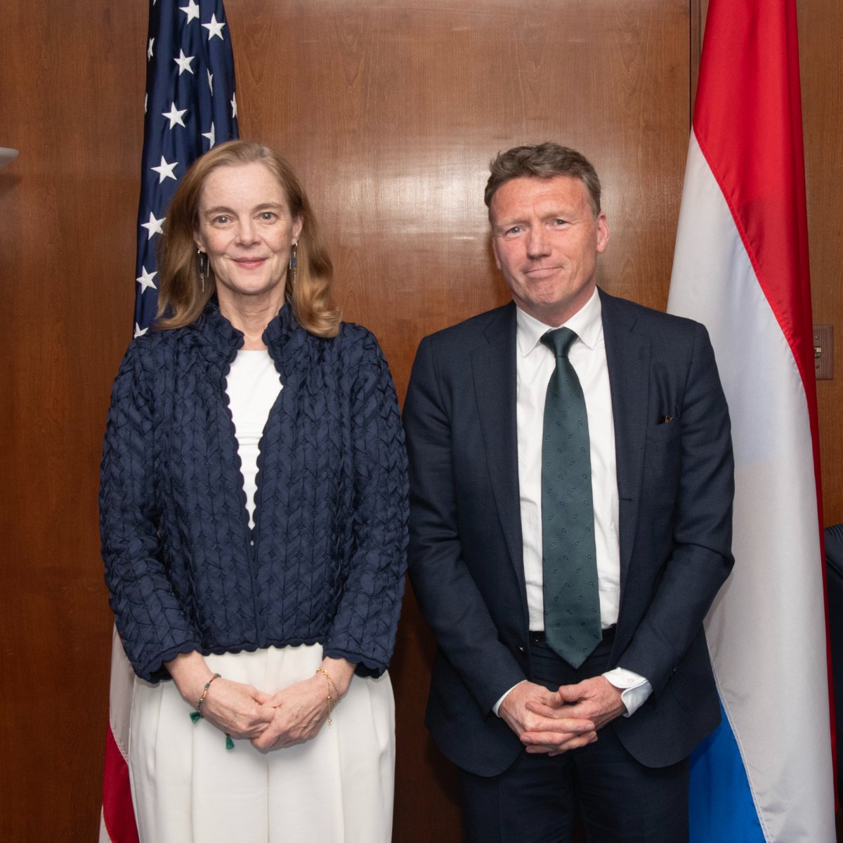 Lisa Kenna (@undersecstatep) on Twitter photo Productive meeting today with <a href="/DutchMFA/">Dutch Ministry of Foreign Affairs 🇳🇱</a> Political Director Marcel de Vink. The U.S. welcomes Dutch commitment to increased defense spending and advancing our shared security interests, and we look forward to working with the Netherlands to ensure a successful <a href="/NATO/">NATO</a> summit this Productive meeting today with <a href="/DutchMFA/">Dutch Ministry of Foreign Affairs 🇳🇱</a> Political Director Marcel de Vink. The U.S. welcomes Dutch commitment to increased defense spending and advancing our shared security interests, and we look forward to working with the Netherlands to ensure a successful <a href="/NATO/">NATO</a> summit this