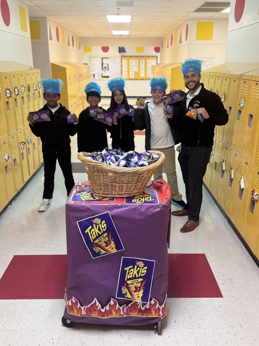 Anne Frank Elem tweet media