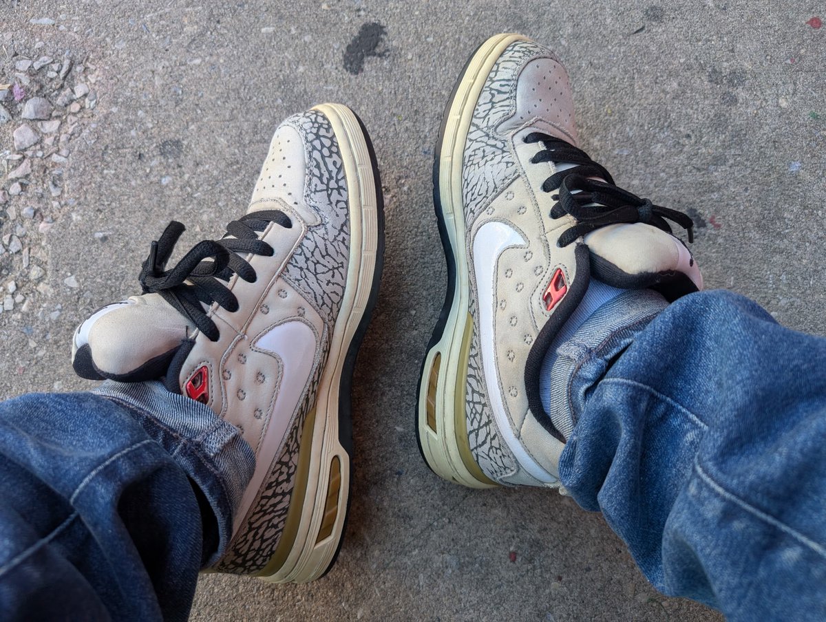 Sn3ak3r_Fr3ak3r's tweet photo. #WDYWT J-Rods #YourSneakersAreDope #SneakerAdmirals #NikeSB #PRod #TinkerHatfield https://t.co/ST0Q86MDDj
