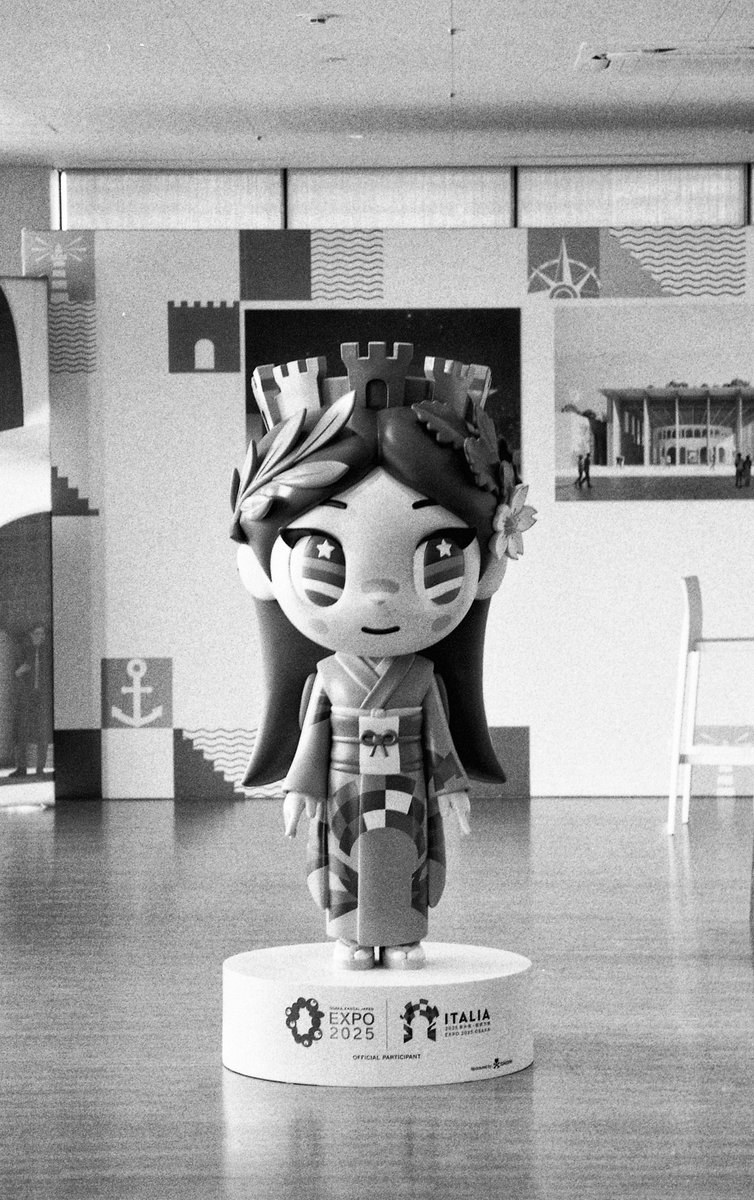 aomu's tweet photo. 大阪・関西万博のイタリアパビリオンのマスコットキャラクター、イタリアちゃんの像。
CANON P
CANON 100mm F3.5 II (LTM)
Kentmere PAN 400
#イタリアちゃん #Italiachan #Expo2025 #SimoneLegno #CANONP #キヤノンP #CANONLTM #100mmF35 #Kentmere400 #bwfilm #filmphotography https://t.co/7s2w3mxHXZ