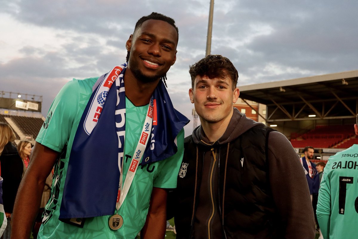 Liamshall tweet media