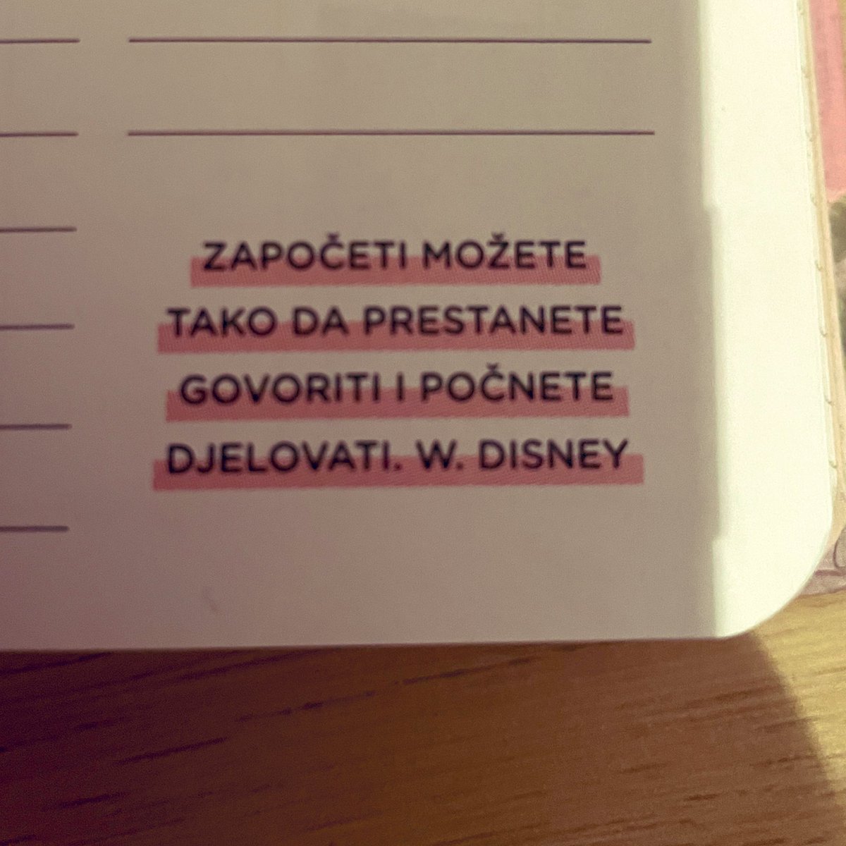 Cairenn's tweet photo. Ovaj rokovnik me ubija u pojam 😑 #executivedisfunction https://t.co/JcqRwKHHhG