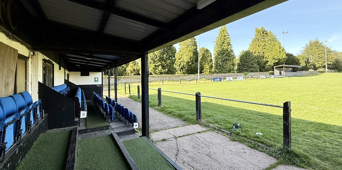 Lee Vaughan ๐๐งก๐ด๓ ง๓ ข๓ ฅ๓ ฎ๓ ง๓ ฟ (@bowbrookshrew) on Twitter photo A few years since visiting for a game so popped by <a href="/LedburyTown1893/">Ledbury FC</a> New Street ground yesterday to take a few pictures. Looks great in the sun !๐โ๏ธ #Groundhopping A few years since visiting for a game so popped by <a href="/LedburyTown1893/">Ledbury FC</a> New Street ground yesterday to take a few pictures. Looks great in the sun !๐โ๏ธ #Groundhopping