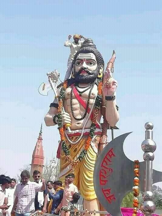 agsarvind's tweet photo. ॐ जामदग्न्याय विद्महे महावीराय धीमहि तन्नो परशुराम प्रचोदयात।
#जय_परशुराम_फरसाधारी https://t.co/cQvOuK8wJP