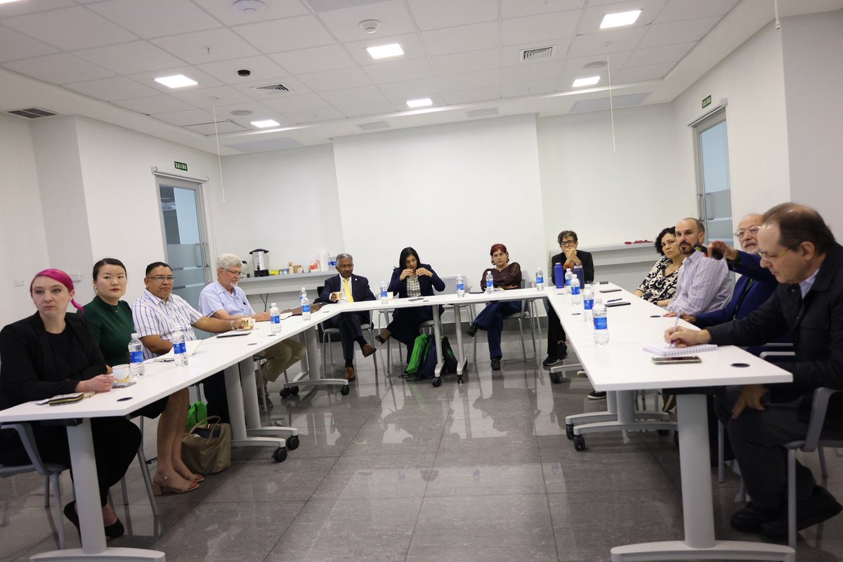 indicasat's tweet image. Tuvimos la visita de delegados de la Universidad de South Florida (USF) y el Global Virus Network (GVN).
En un encuentro exploratorio, abordaremos oportunidades de colaboración en investigación clínica, genómica, bioinformática e intercambio académico.
#Ciencia #Investigación