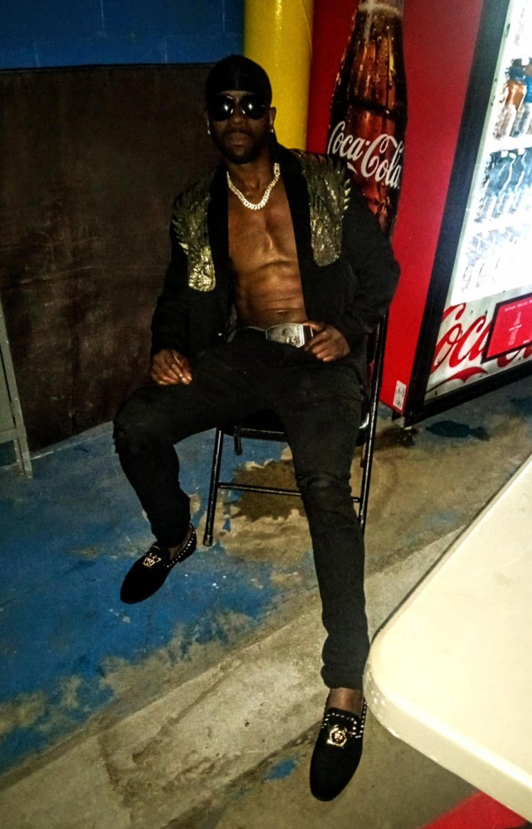 DRIP 2 HARD... DON'T STAND 2 CLOSE, U MIGHT FK AROUND AND DROWN OFF THIS WAVE...🌊
@draventbc