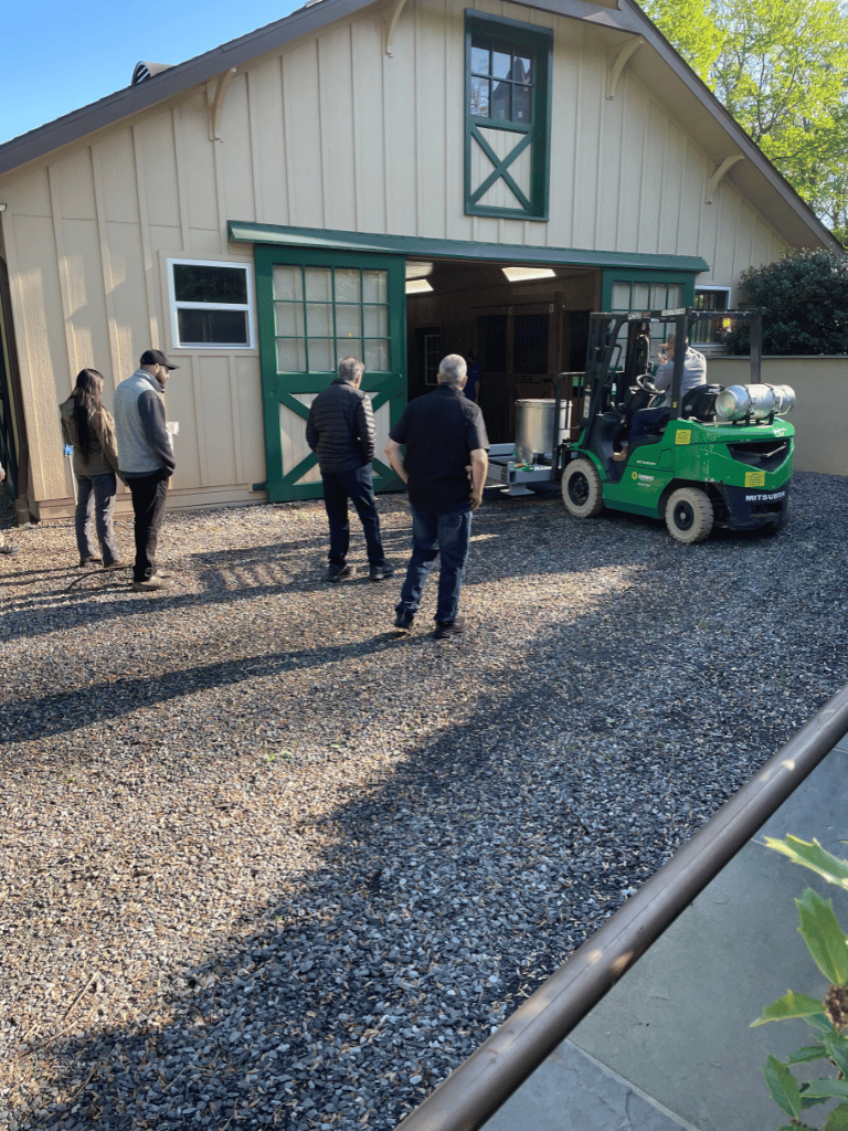 Equina_AstoCT's tweet photo. 🚧 Big news from Virginia Equine Imaging! 🚧 Installation has started on the Equina by Asto CT. The team is working hard to bring advanced standing CT imaging to their patients. We can't wait to see it in action! 🐴✨ #AstoCT #Equina #HorseHealth #EquineCare https://t.co/og6RW4D9Zq