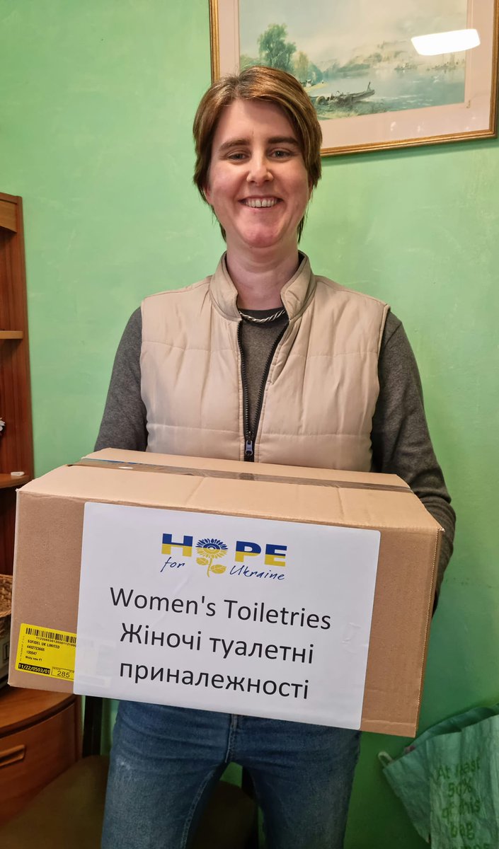 makektownbetter's tweet photo. During the early #Ukraine crisis, many ppl in the UK did what they could to help.  For me, this meant volunteering to run a donations depot at the local church. May ppl were involved &amp; worked hard. It was the least we could do.
Voting me May1st means I'll bring this energy to KTC https://t.co/rGX1wGJYkR