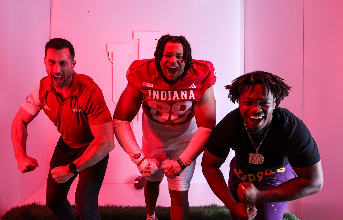31GabrielHi's tweet image. Had a great OV at Indiana!!! Thank you for having me!!! @IndianaFootball @Coach_PatKuntz @CCignettiIU @PrepRedzoneIL @EDGYTIM @AllenTrieu @GregSmithRivals @On3Recruits