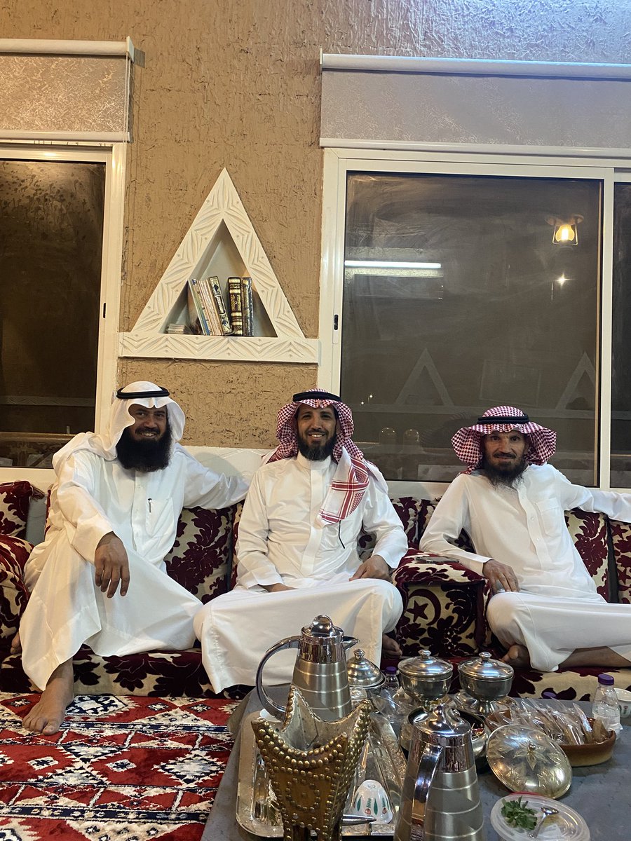 sf_almlhem's tweet photo. ليلة مليئة بالفوائد القيمة تسارعت فيها الساعات
برفقة الأستاذين /
صالح الغفيلي 
@goufily 
ابراهيم الزعاقي 
@mslm55 
في مدينة #الرس
اكرمكم الله وكثر الله خيركم . https://t.co/N2eEX8WY53