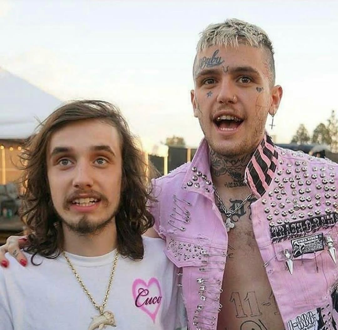 Pouya shared his photos with Juice WRLD, XXXTentacion, and Lil Peep, with the caption

"sometimes I forget how legendary I am"