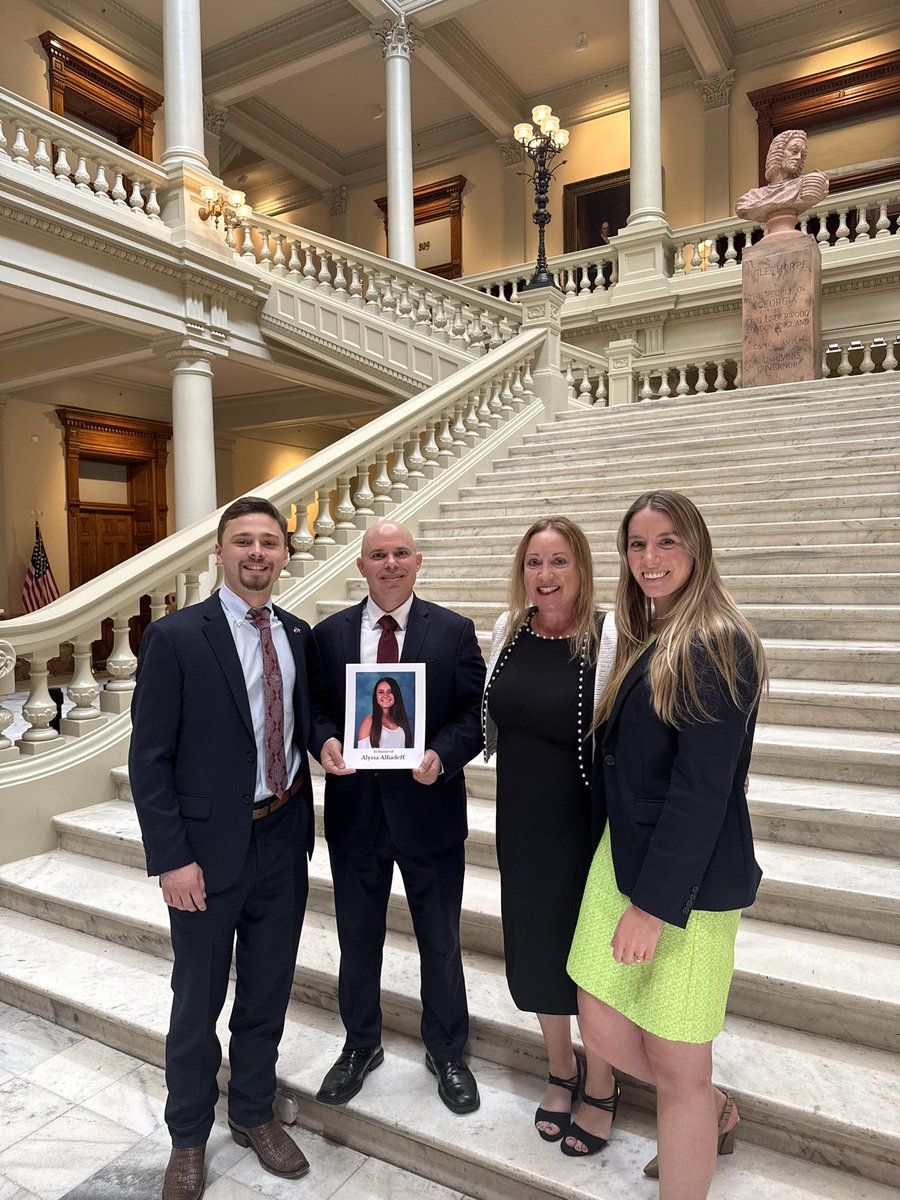 Drew Koenig tweet media