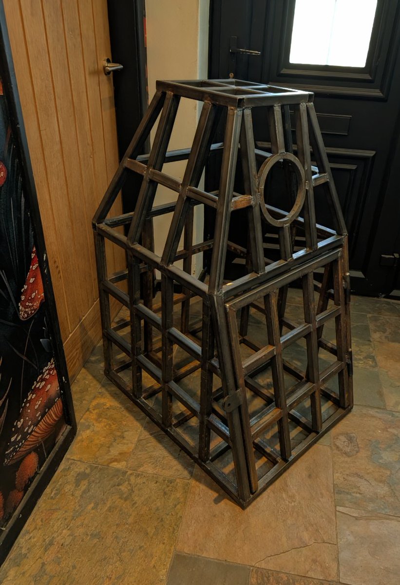 Ultimate confinement cage