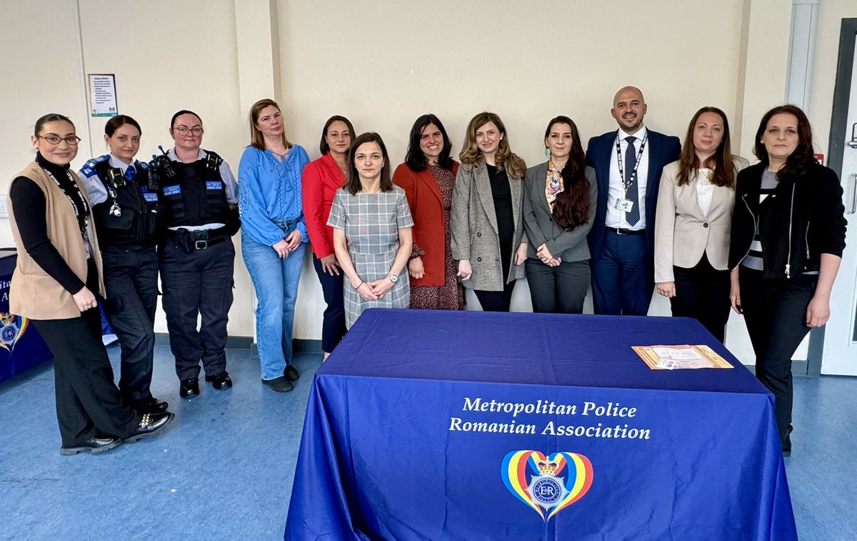 Met_MPRA (@met_mpra) on Twitter photo Mulțumim <a href="/ROEmbassyLondon/">Embassy of Romania in London</a>, <a href="/East_Europeans/">East European Resource Centre</a>, <a href="/justiceminors/">Justice for Minors</a> pentru sprijinul acordat în inițiativa „Siguranță și sprijin pentru comunitate” lansată Sâmbătă, 26 Aprilie. Ne dorim să ajungem la cât mai mulți membri ai comunității românești din Londra! #Comunitate #Sprijin #VAWG Mulțumim <a href="/ROEmbassyLondon/">Embassy of Romania in London</a>, <a href="/East_Europeans/">East European Resource Centre</a>, <a href="/justiceminors/">Justice for Minors</a> pentru sprijinul acordat în inițiativa „Siguranță și sprijin pentru comunitate” lansată Sâmbătă, 26 Aprilie. Ne dorim să ajungem la cât mai mulți membri ai comunității românești din Londra! #Comunitate #Sprijin #VAWG