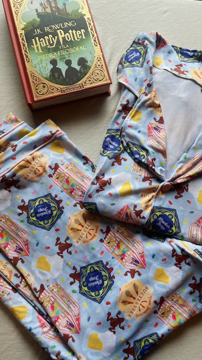 EnPijamasPy's tweet photo. Los pijamas mas lindos llegaron a tiempo para el fresquito!🥰 100% piel de durazno, 10000% abrazables🥹💘

#HarryPotter #friends #WinniethePooh #mickey #peanuts https://t.co/rMPaxhhVye