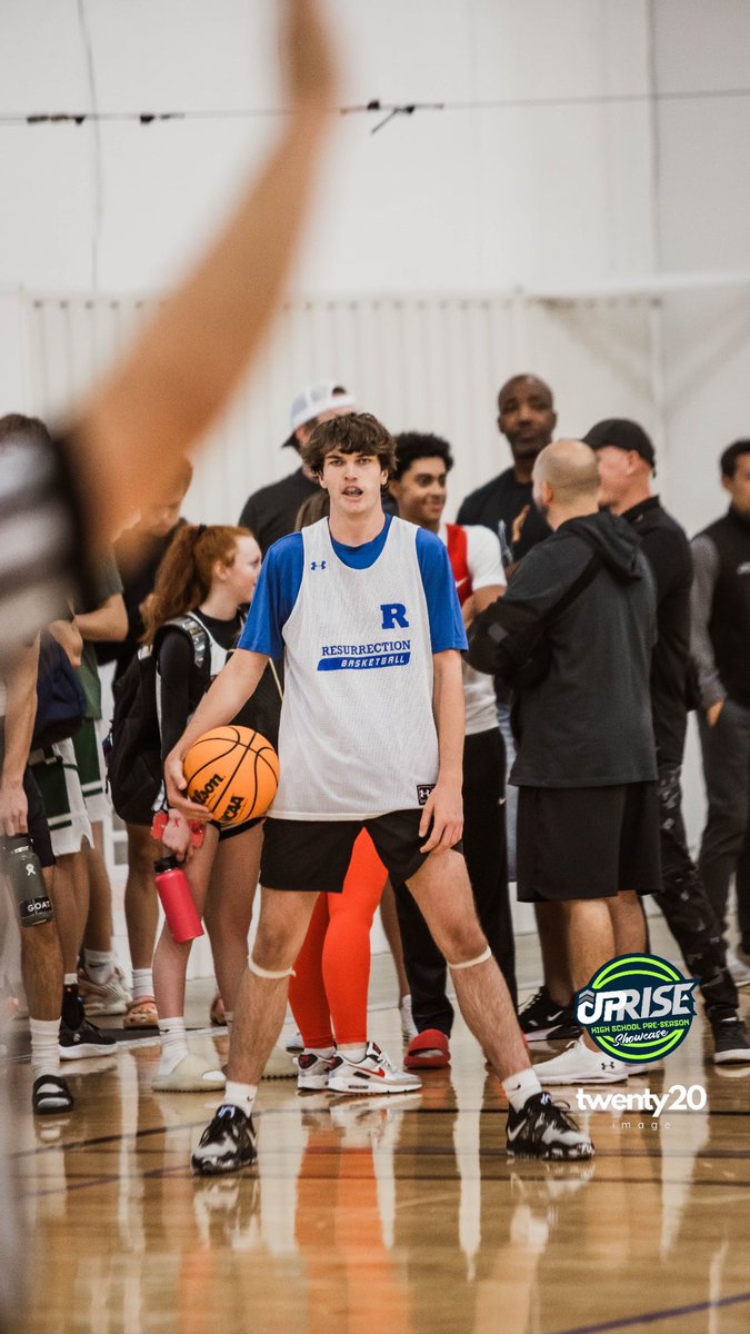 Uprise_Hoops's tweet photo. 𝔖𝔬𝔪𝔪𝔦𝔱𝔱𝔢𝔡 💜💛🦅

Congratulations #UpriseFamily!! #Elite100,  #PreseasonShowcaseAlum, & State Champion Cade Crutcher @CrutcherCade21 of @rcsboysbasketball on your COMMITMENT to @NorthwesternMN MBB

We are so proud of you and excited to watch and support you on your journey. 

#keeprising 📈
#risetothenextlevel 
•

#uprisehoops #keeprising #recruiting #basketball #collegehoops#ballislife #biggerthanbasketball #love #explore #juco #preseasonshowcase #elite100recruitingcombine