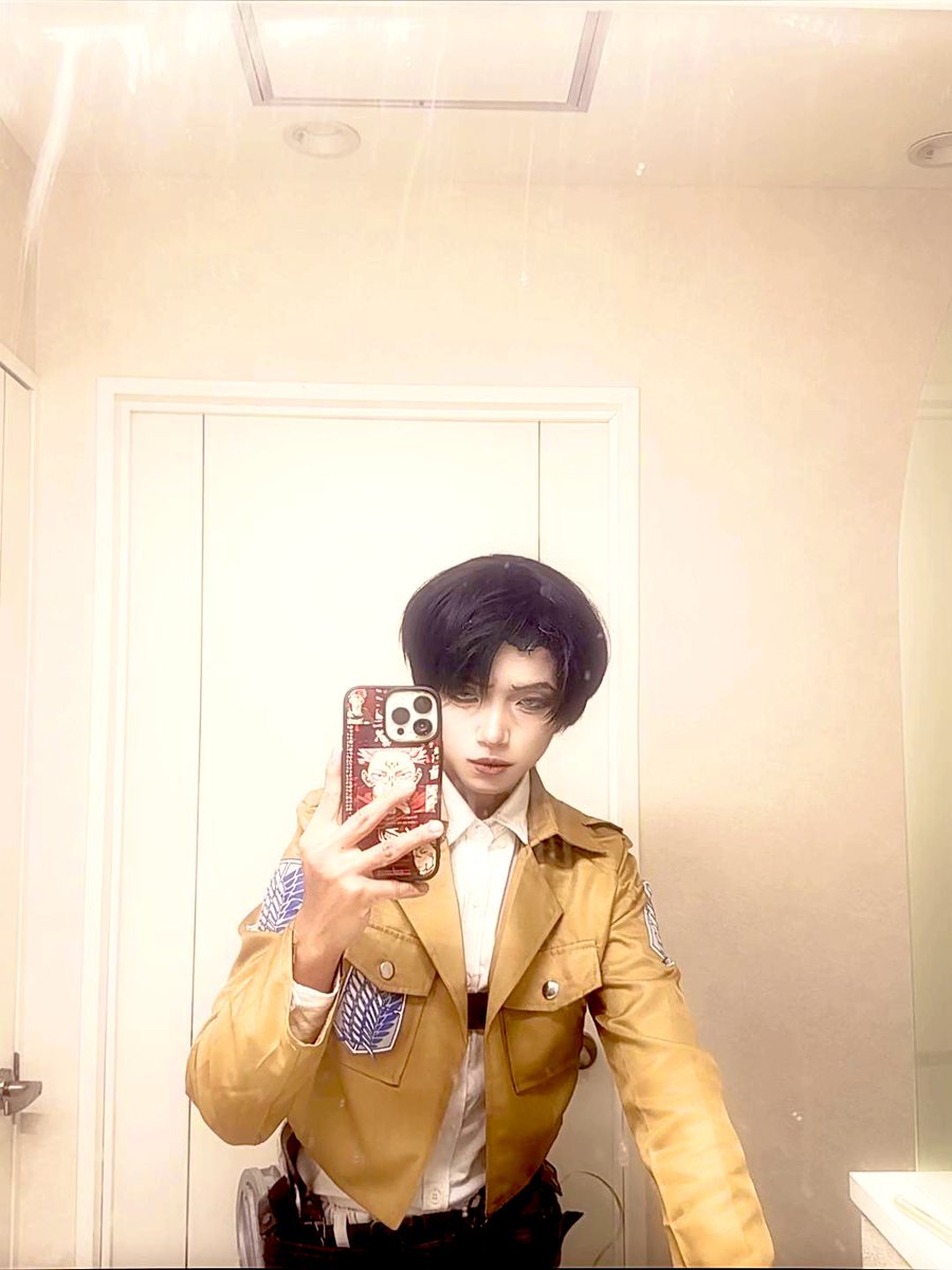 リブウァイだ．．．ただ二つの名前リブウァイだ。。。😈

リブウァイのコス
#コスプレ