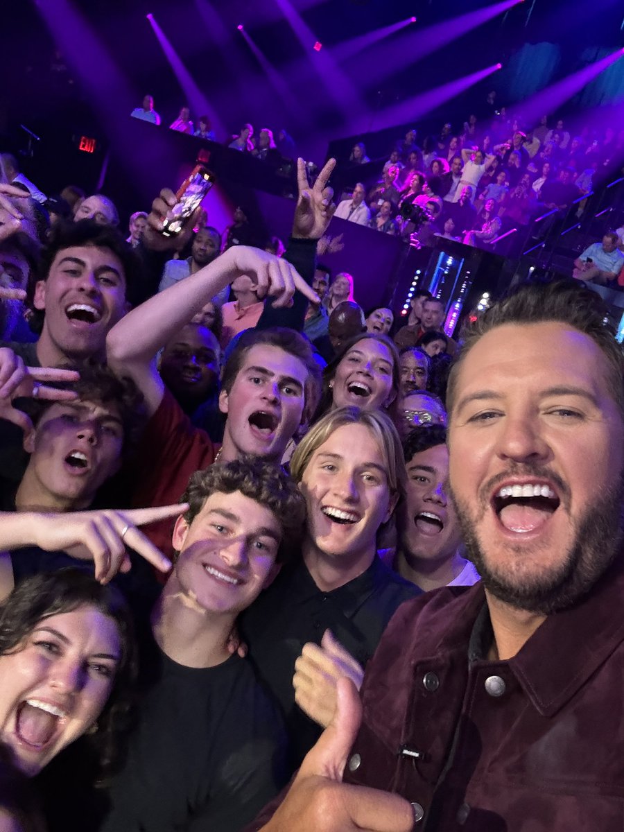 With the loudest fans I’ve ever heard at #idol