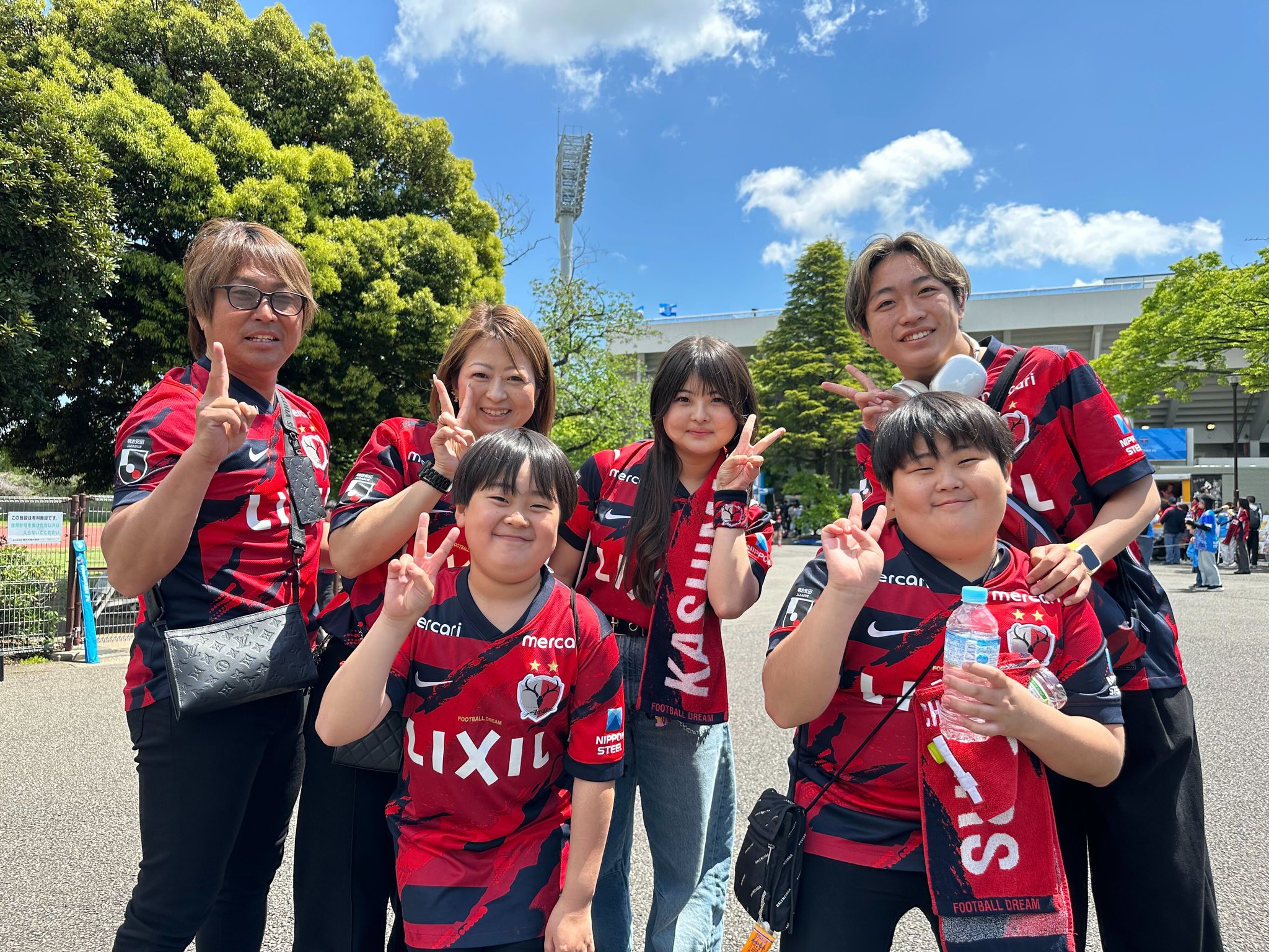 鹿島アントラーズ　サポータージャンパー KASHIMA ANTLERS ベンチレーションフーディー – 鹿島