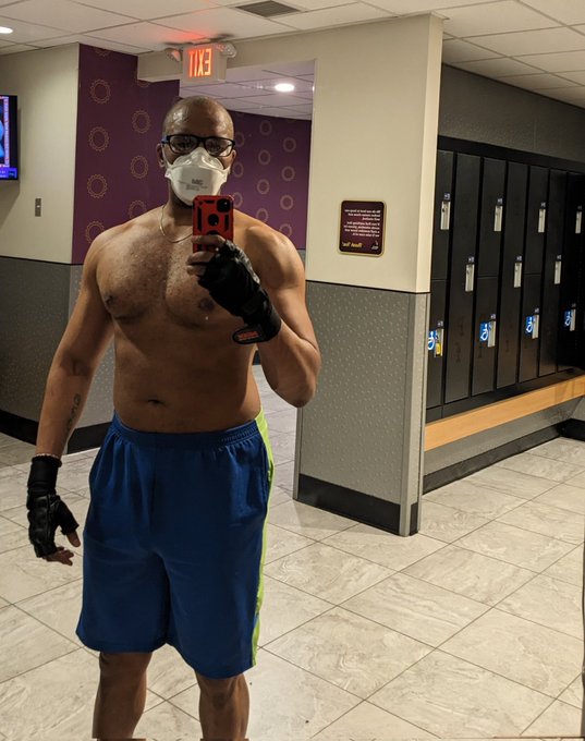 Watch Ass_Fanatic 🌖's leaked NSFW photo on TwXstars