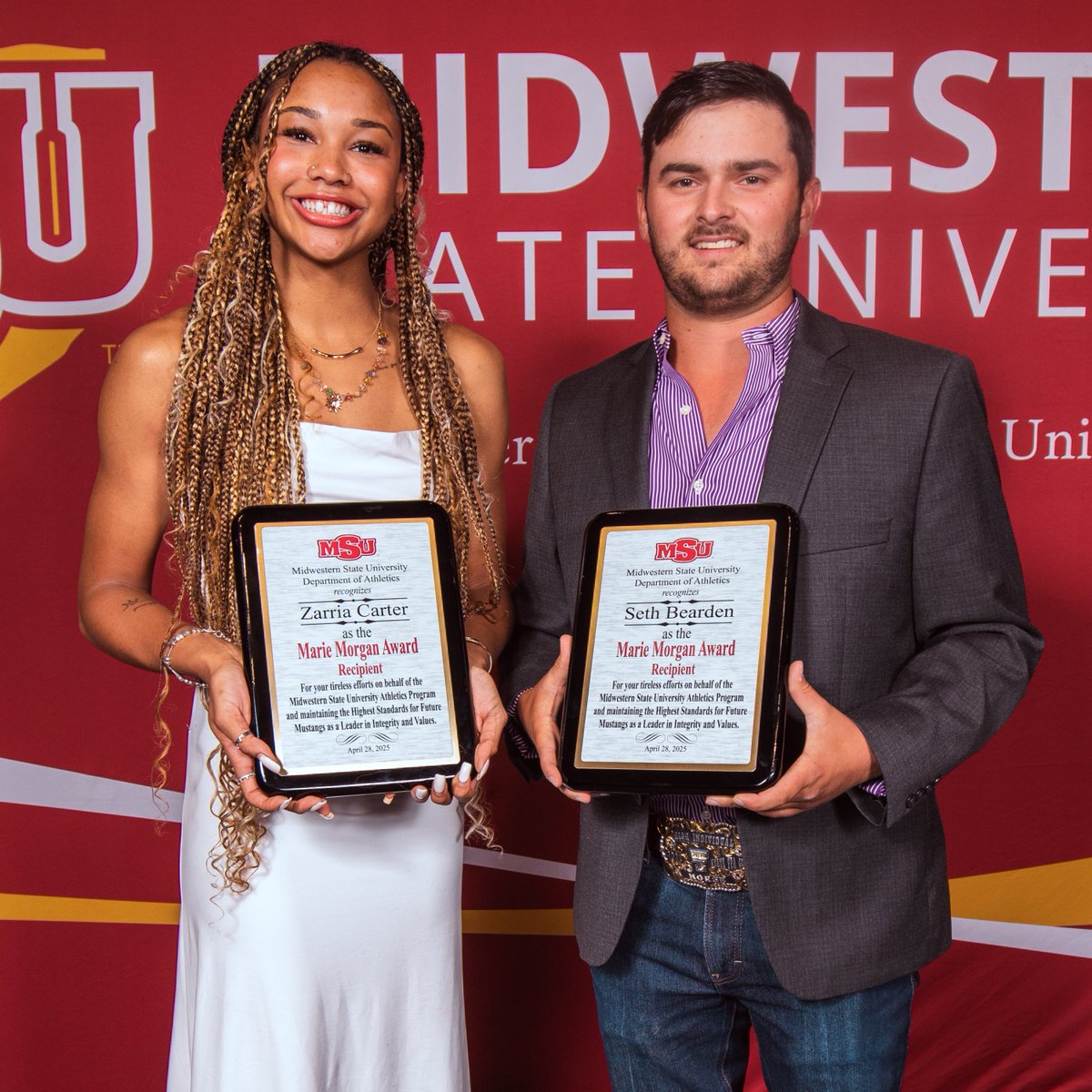 🏆 | Seth Bearden, Zarria Carter win Marie Morgan Award as MSU’s Most Outstanding Student-Athletes #StangGang

🔗 stanggang.link/e0o