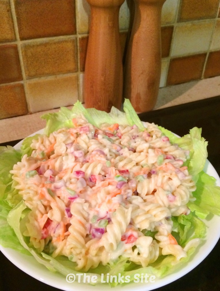 the_links_site's tweet image. Homemade Creamy Pasta Salad Recipe bit.ly/2Xx9JS3 #recipeoftheday #salads #recipe
