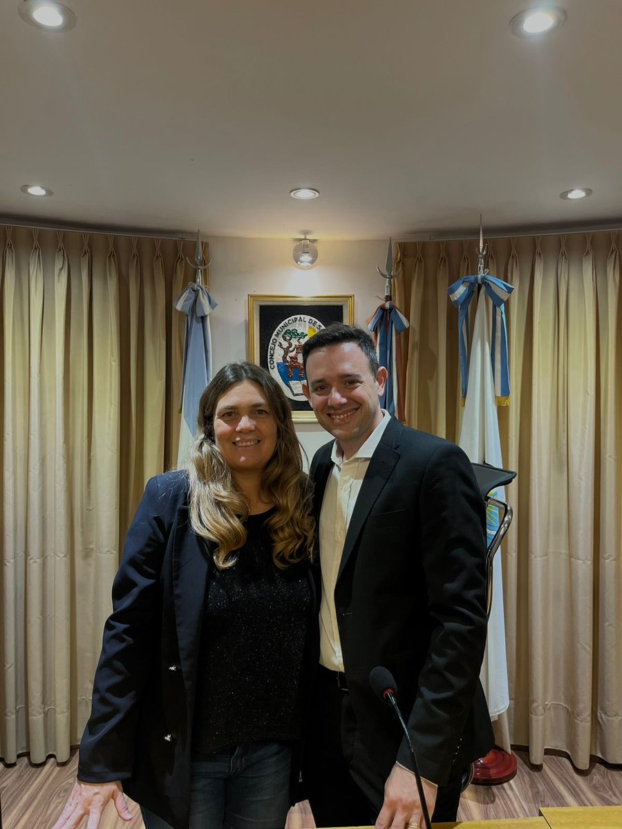 Hernan Ore (@hernanore1) on Twitter photo Quiero desear un muy feliz cumpleaños a nuestra querida amiga <a href="/DiStefanoSil/">Silvana Di Stefano</a>
Todo lo mejor en tu día! Quiero desear un muy feliz cumpleaños a nuestra querida amiga <a href="/DiStefanoSil/">Silvana Di Stefano</a>
Todo lo mejor en tu día!