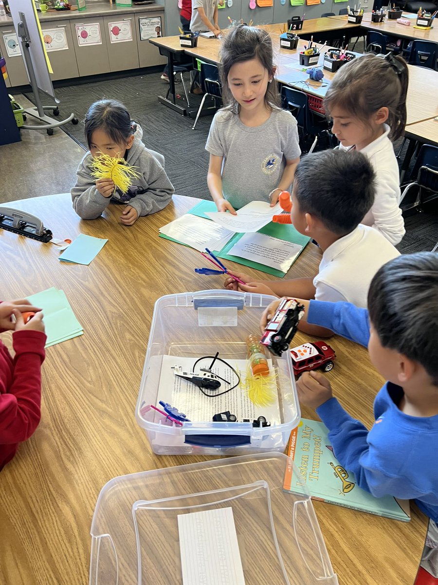 HalimStephaniee's tweet image. 💙💛💙#AutismAcceptanceMonth #AutismAwareness #empathyisstrength @CaminoGrove @ReneeCostarella @ArcadiaUnified #learningforall 🧩