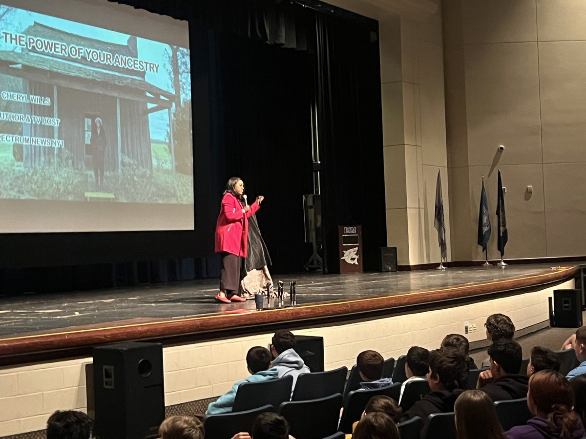 Today our Junior High welcomed Cheryl Wills, who shared her journey discovering her Great-Great-Great Grandpa Sandy Wills — a formerly enslaved man and Civil War soldier. Students even saw a real signed copy of the Emancipation Proclamation! A truly unforgettable experience