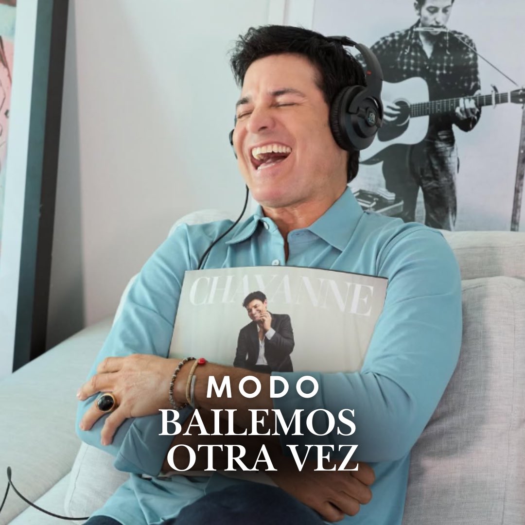 CHAYANNEMUSIC's tweet photo. El mio hoy es el #4 😏 https://t.co/ebK1gJ4SxR