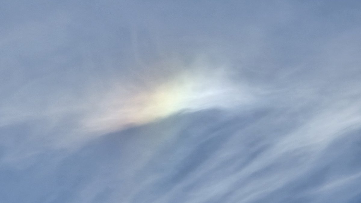 Astronomer Dan (@astronomy_dan) on Twitter photo Part 2 of the Amazing Sundog Event from This Afternoon over Wolverhampton West Midlands UK on 28/04/25 with some Wispy Cirrus Clouds. <a href="/MoonHourSocial/">#MoonHour™️Social</a> <a href="/ThePhotoHour/">#ThePhotoHour</a> #sundogs #sundog #rainbowclouds #circumhorizonalarc #rainbow #Cirrus Part 2 of the Amazing Sundog Event from This Afternoon over Wolverhampton West Midlands UK on 28/04/25 with some Wispy Cirrus Clouds. <a href="/MoonHourSocial/">#MoonHour™️Social</a> <a href="/ThePhotoHour/">#ThePhotoHour</a> #sundogs #sundog #rainbowclouds #circumhorizonalarc #rainbow #Cirrus
