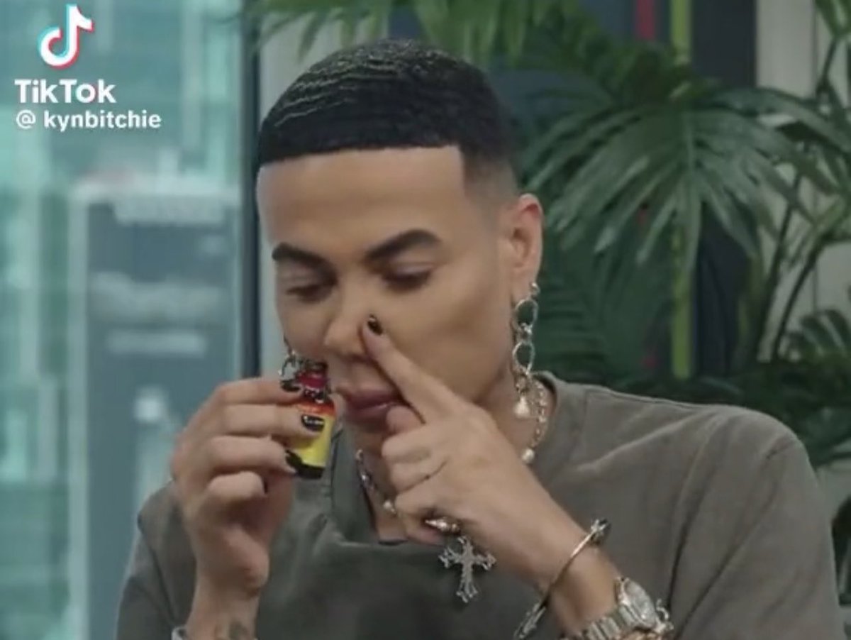 livingthroughJ's tweet image. just want my guts rearranged by the right nigga.