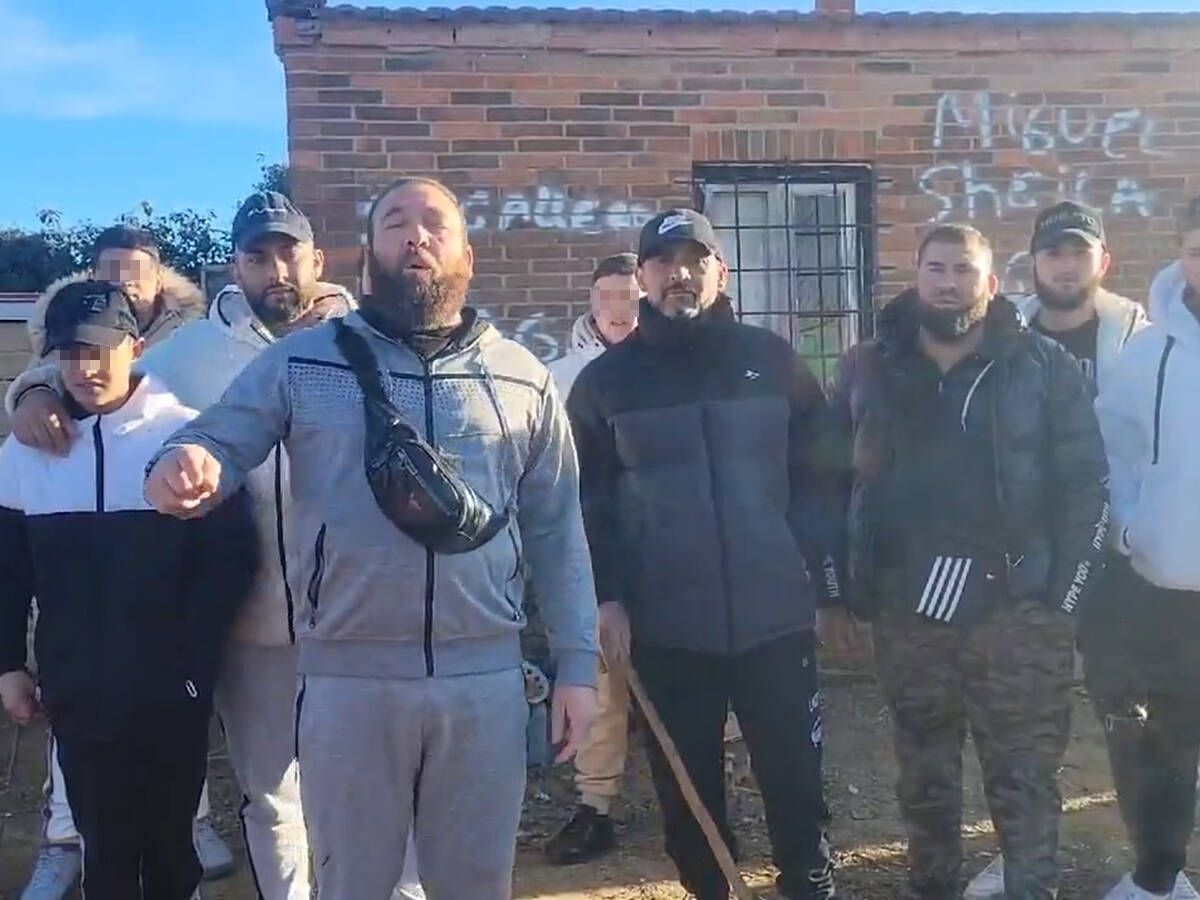 Yo me via cagá en los muertos de sus muertos del que nos ha robao los 15 gigavatios