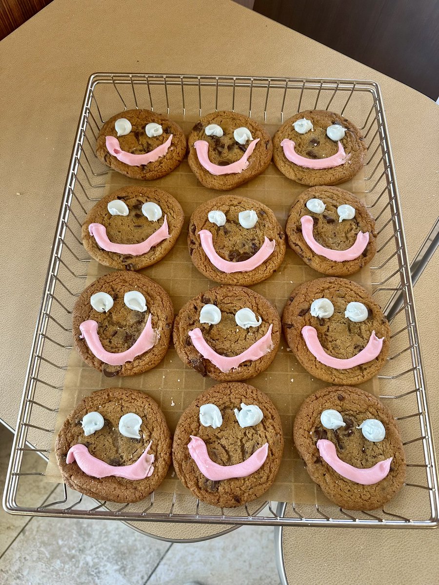 Mr_M_Fraser's tweet image. The Tim Hortons Smile Cookie Campaign is here! This year, the Child Nutrition Network will be the recipient for the Caledonia and Cayuga stores.
Thank you for making me a part of your team today.
Smiling is contagious. Pass it on. 😊
@GEDSB #YouBelongHereCaledonia