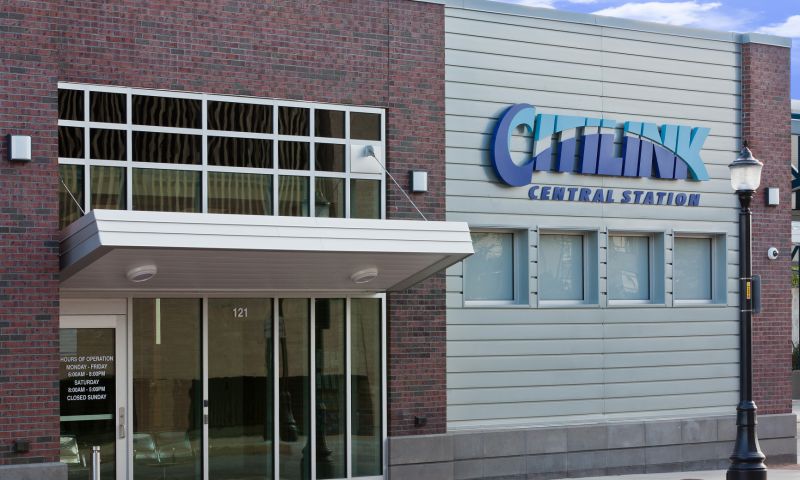 FWCitilink's tweet image. Central Station Bus Bay Information: bit.ly/CL-Bay

Our digital signage at Central Station is currently not operational. While we work on the repairs, we still want to make sure that you have access to the information of which bus bay is for which bus. #DTFW