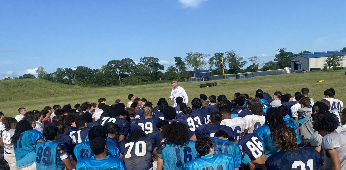 Southside Shark Spring Football! It was good to hear the pads popping today! Proud of the boys #FearTheFin