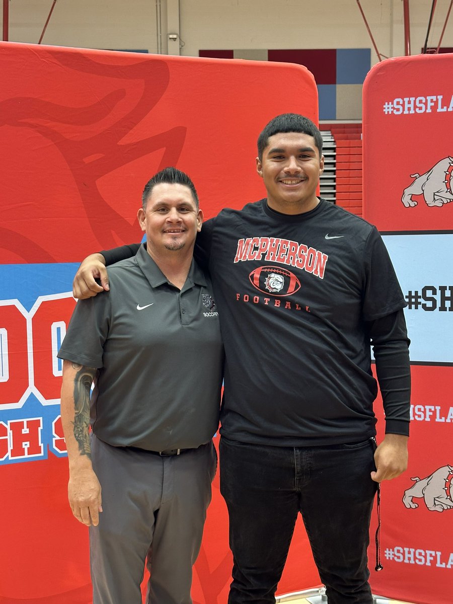 Coach_E_Cano's tweet image. Congrats Astin. Excited to see you grow as an athlete and as a man!!! @Kaden_Beavers  @Socorro_HS1 Go  Dawgs! #MDF