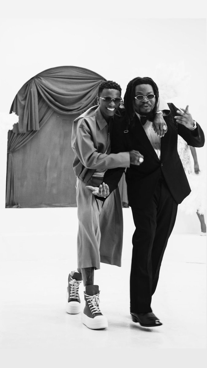 I_am_Leerix's tweet photo. African boys wey dey do magic #Kai 
@Olamide  &amp; @wizkidayo https://t.co/R4REn3SaUC