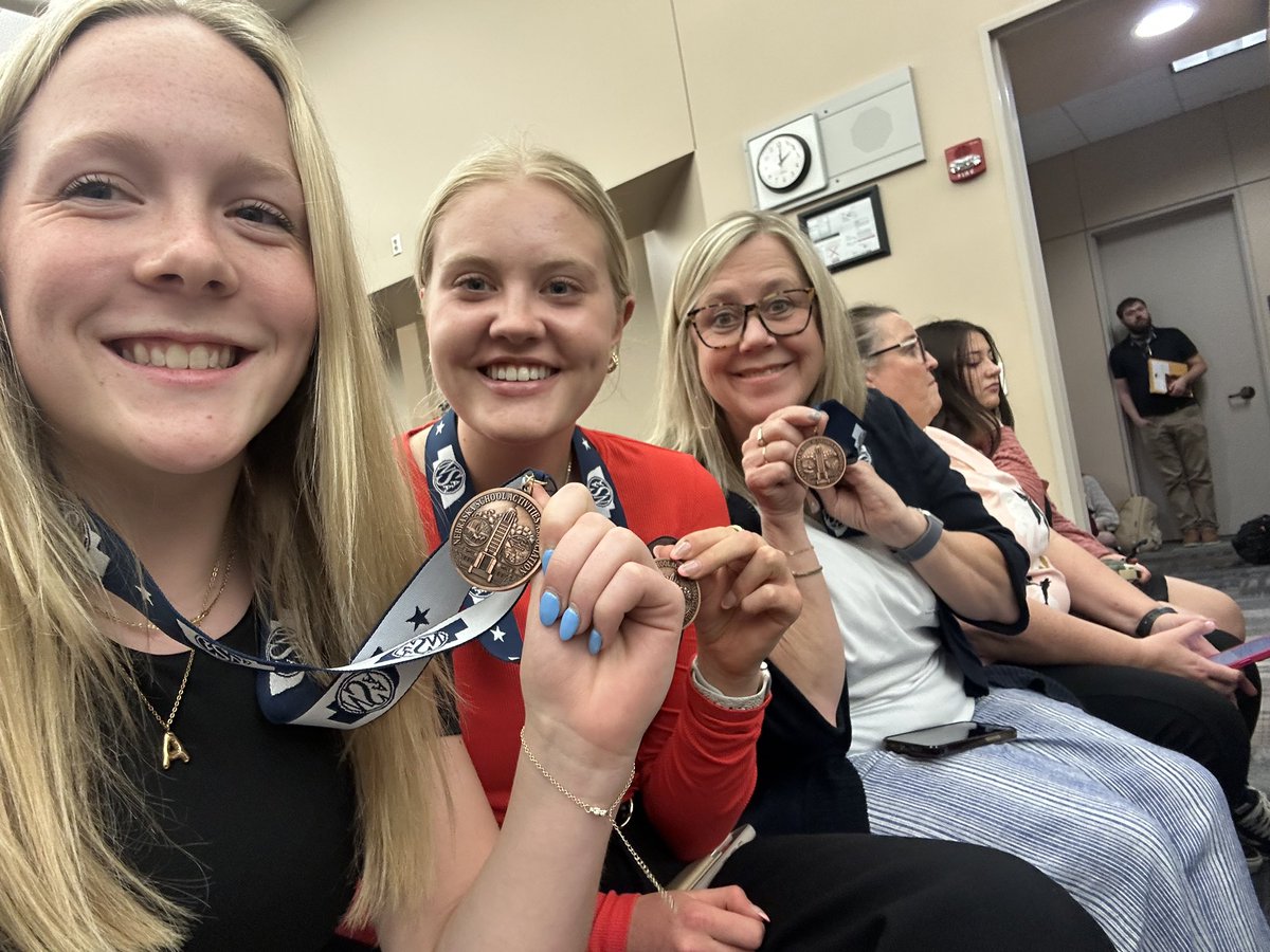 Lincoln Lutheran Activities tweet media
