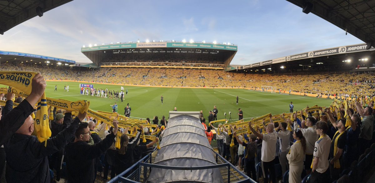 Thanks for bearing with while we dealt with the technical issues tonight. Thankfully, all sorted for the post match celebrations and what celebrations they were!! A sea of yellow, white and blue, singing in unison, spine tingling. Leeds fans, the finest in the land. 👏🏻🙌🏻 #LUFC