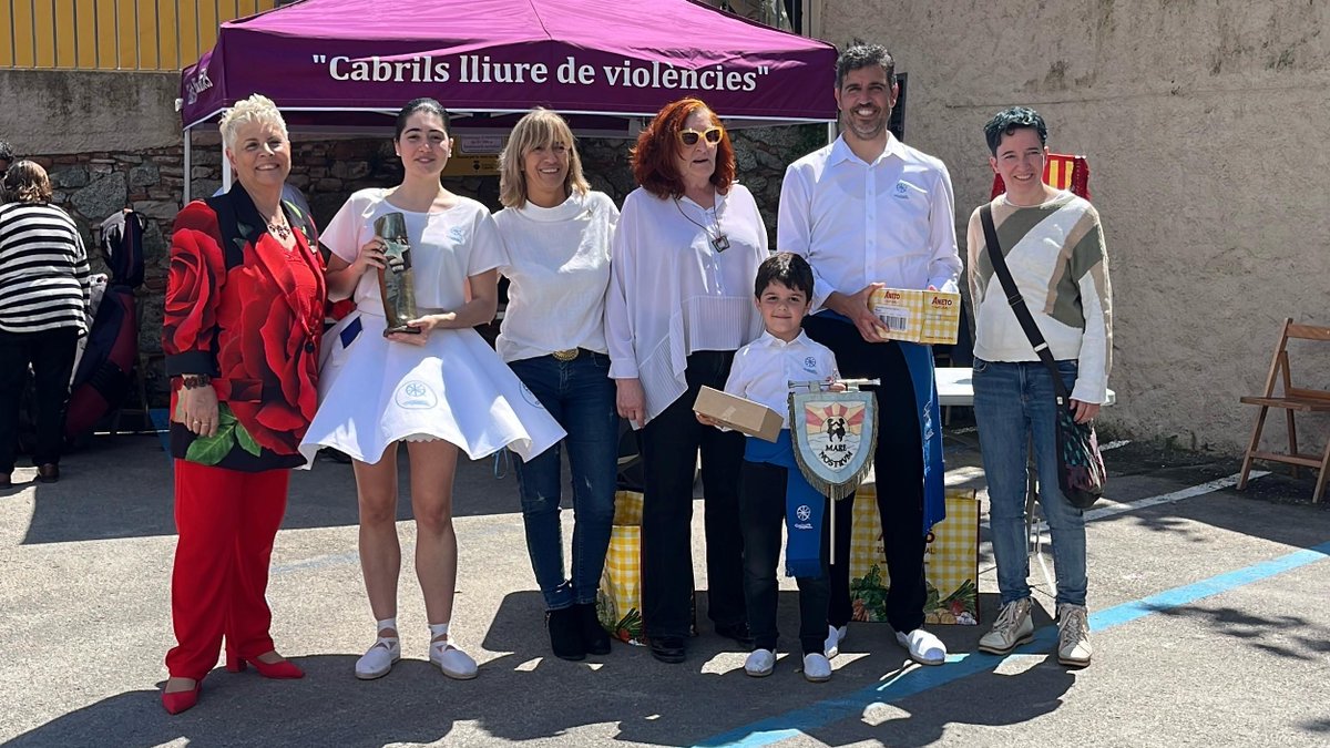 Primer concurs del Territorial de BCN-Ciutat. 

Prova superada!

Tornem cap a casa amb el primer lloc, en categoria Grans, del concurs de Cabrils.

#sardanaesportiva #culturapopular #collessardanistes <a href="/somsardana/">SomSardana</a> <a href="/UCS1958/">UCS</a> <a href="/casaentremesos/">La Casa dels Entremesos</a> #sardana  #culturapopular <a href="/bcncultura/">Barcelona Cultura</a>