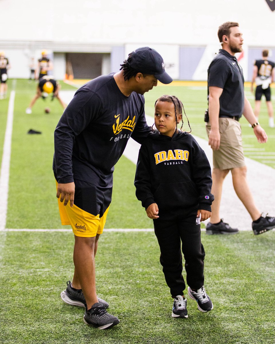 Vandal Football is all about family ✌️