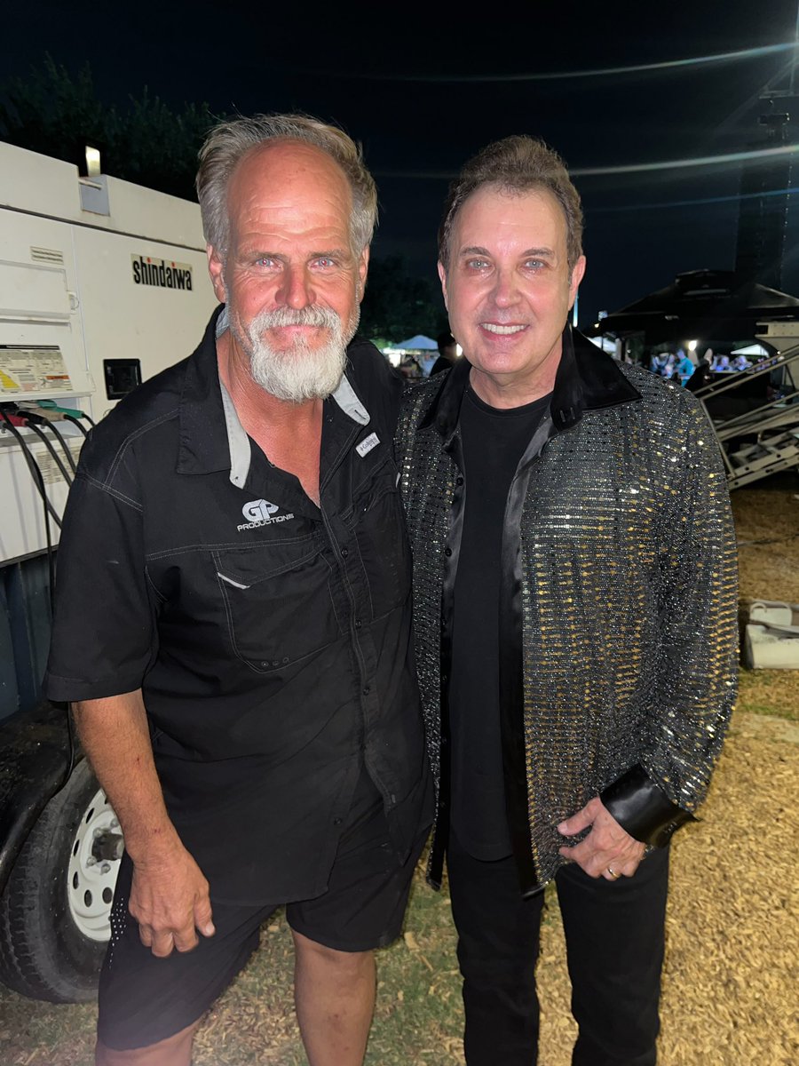 Had a great time at Chanclas and Cervezas Festival at Brooks in San Antonio Saturday night. George Olson was the Front House Engineer and as ALWAYS sound was great. George Olson happens to be George Straits’ Front House Engineer. Always down to earth and humble. Great seeing you