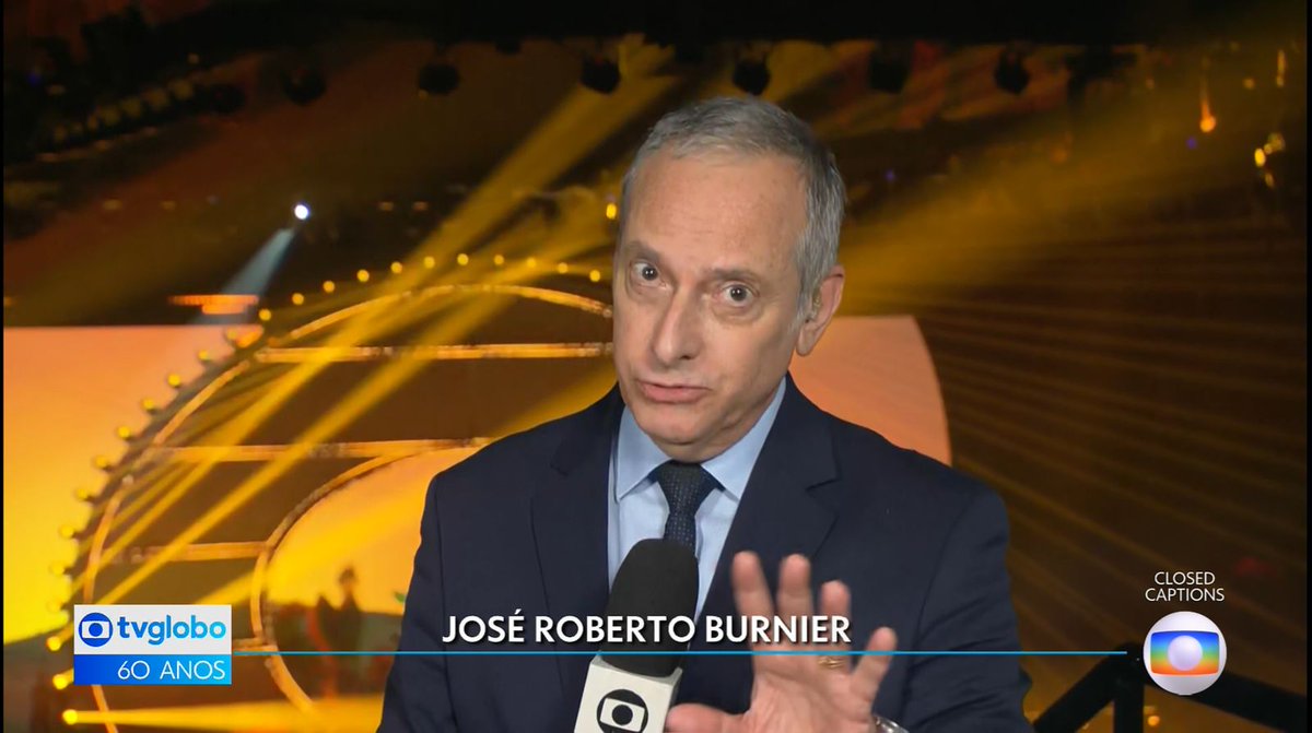 Gianvitor's tweet image. o que acharam desse feat? kk #RJ2 #SP2 #TVGlobo60Anos