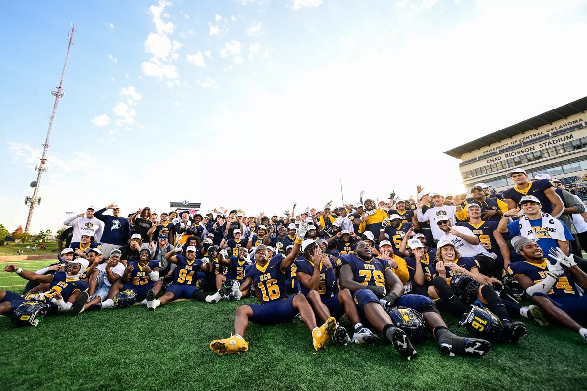 Parker Hill QB ⁸ (@parker_num8) on Twitter photo Blessed to receive an invite to compete at <a href="/ucobronchofb/">UCO Football</a> this may! Look out for me coach <a href="/Pbriningstool/">Patrick Briningstool</a>!
<a href="/Coach_Howard06/">Coach Gary Howard, Sr, MBA, CAA</a> <a href="/LasaRaptors/">LASA Raptors Athletics</a> <a href="/txqb/">Brian Thiebaud</a> <a href="/var_austin/">VAR</a> <a href="/Shaun_Rut/">Shaun Rutherford MEd🎓</a> <a href="/QBHitList/">QBHitList.com</a> <a href="/CoachDeeLew/">Derrick Lewis Sr.</a> Blessed to receive an invite to compete at <a href="/ucobronchofb/">UCO Football</a> this may! Look out for me coach <a href="/Pbriningstool/">Patrick Briningstool</a>!
<a href="/Coach_Howard06/">Coach Gary Howard, Sr, MBA, CAA</a> <a href="/LasaRaptors/">LASA Raptors Athletics</a> <a href="/txqb/">Brian Thiebaud</a> <a href="/var_austin/">VAR</a> <a href="/Shaun_Rut/">Shaun Rutherford MEd🎓</a> <a href="/QBHitList/">QBHitList.com</a> <a href="/CoachDeeLew/">Derrick Lewis Sr.</a>