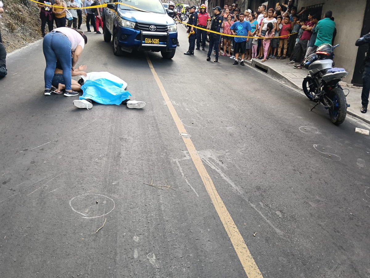 SantosDalia's tweet photo. No hay paso en la ruta del #Cenma hacia el #Bucaro reportan motorista fallecido en el lugar, cierre total de la vía. https://t.co/DzaqBNC03c