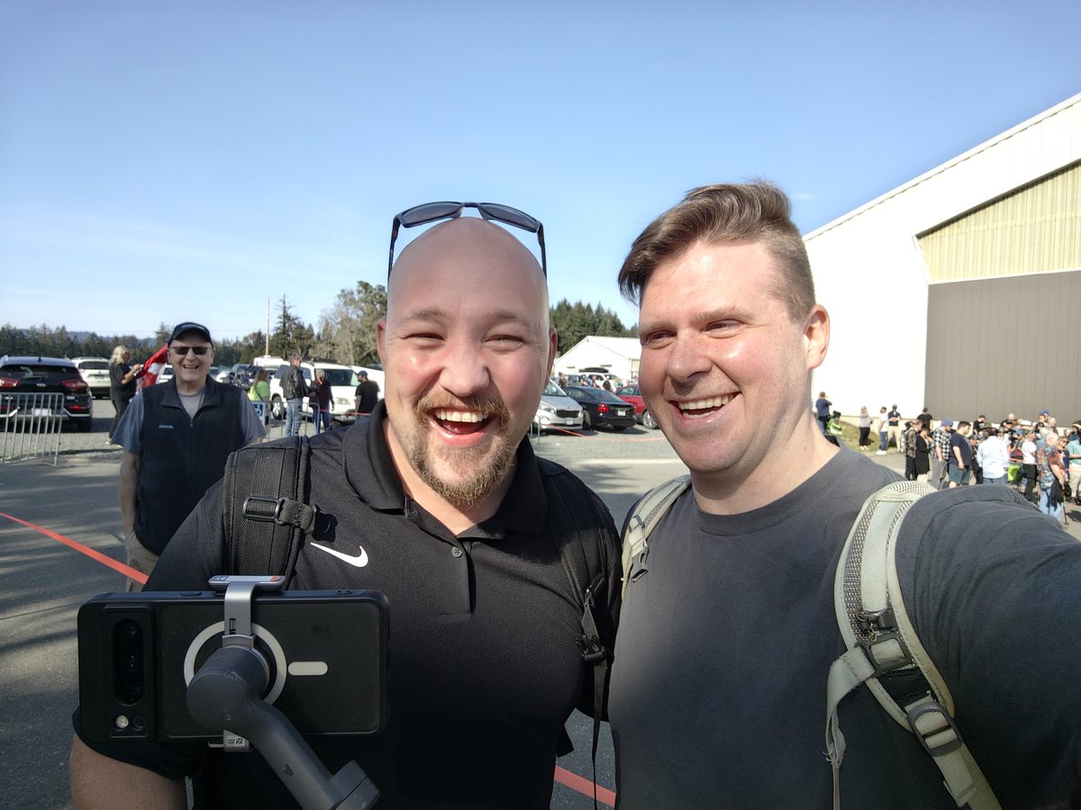 Finally got to meet the legend <a href="/truckdriverpleb/">The Pleb 🌍 Reporter</a> during Pierre's Nanaimo rally.