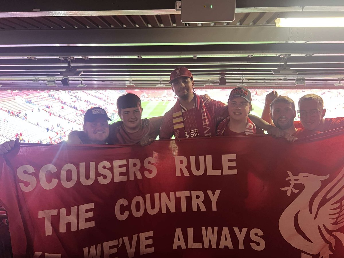 joshmb_lfc's tweet image. Champions 🏆