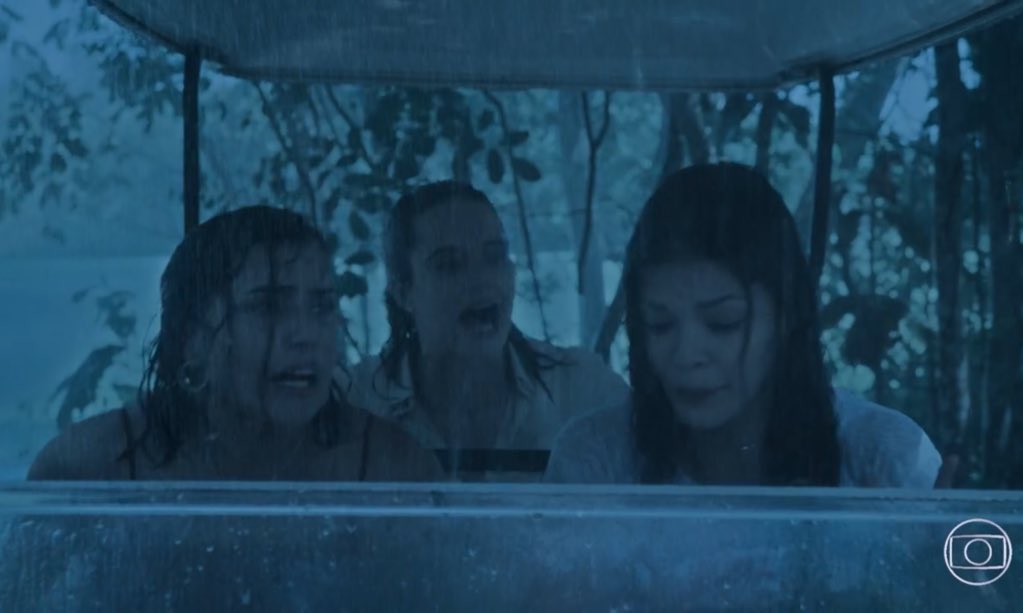 E quando ela postar esse encontro hj

VITORIA NO NIVER DA GLOBO